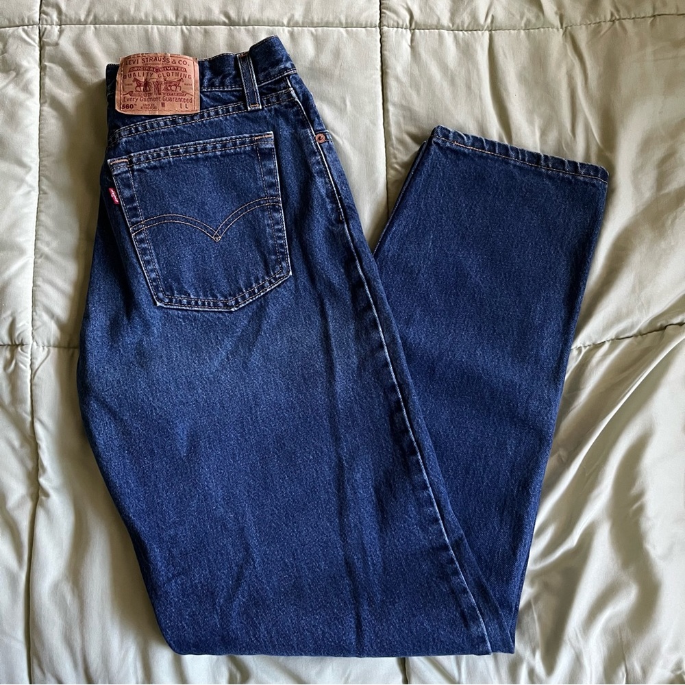 Vintage Levi’s 560 Loose Fit Straight Leg